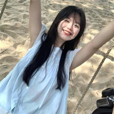 远看是蔚蓝的春天